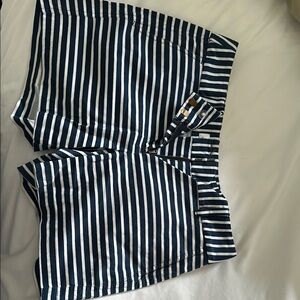 Vineyard Vines Navy and White Striped Women's Shorts
